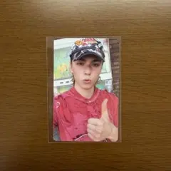 SEVENTEEN V8 バーノン Weverse特典 トレカ - メルカリ