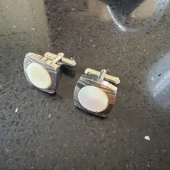 Item thumbnail for item 9caeea6b-c85f-4791-a02a-e577c7d6e41e