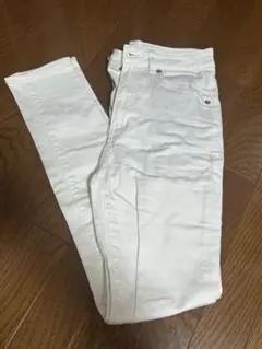 GU ホワイト スキニーパンツ 61サイズ