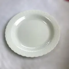 ナルミボーンチャイナ皿　シルキーホワイト