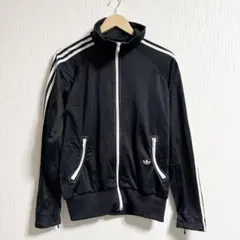 90s✨ アディダスオリジナルス　トラックジャケット　刺繍ロゴ　万国旗　古着 2025年最新】adidas 万国旗 トラックジャケットの人気アイテム