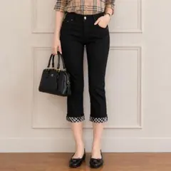 【美品】BURBERRY ノバチェック ホースロゴ クロップドパンツ 黒 M