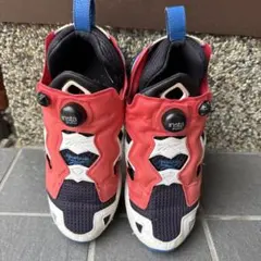 Reebok インスタポンプ スニーカー 赤黒白