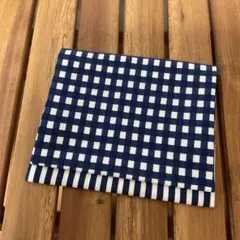 4154【2点100円、3点200円引き】ギンガムチェック柄移動ポケット
