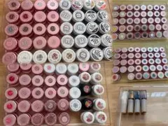 Stila スティラ等111点 アイシャドウ リップグレイズ まとめ売り Stila スティラ等111点 アイシャドウ リップグレイズ まとめ売り