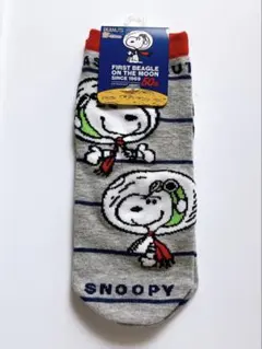 【新品】PEANUTSスヌーピー ソックス23〜25cm