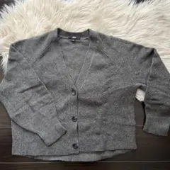 ユニクロ　スフレヤーンショートカーディガン