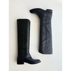 CHANEL Interlocking CC Leather Boots 38のサムネイル