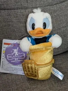 42周年✨️ドナルドぬいぐるみバッジ　新品　ディズニー匿名配送