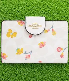 COACH 二つ折り財布 シグネチャー 花柄 並行輸入品 - メルカリ