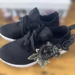 Item thumbnail for item 6ec50103-d42f-44a7-808a-f80ebc05d9aa