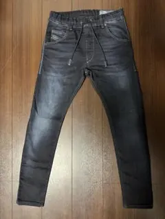 【美品】ディーゼル ジョグジーンズ KROOLEY-NE 定番モデル W26