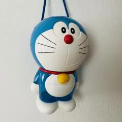 ドラえもん 立体キャラクター（中に収納可能）