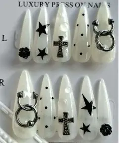 ピアス×クロス 韓国 y2k グランジ スナ系 ガーリー シズニルック 春