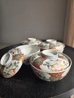 古伊万里 手描き 蓋付き 茶碗 4客 アンティーク ヴィンテージ 古伊万里の蓋付茶碗 - 生活骨董と古布のアンティークショップ antique