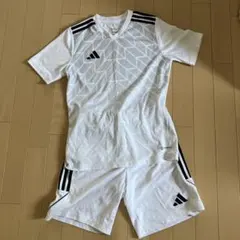 adidasサッカー160ホワイト上下セット+ブラックショートパンツの3点セット