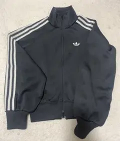 アディダスバルーンニットトラックトップ