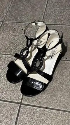 ブラックストラップサンダル 約5cmヒール