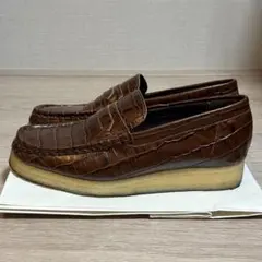 Clarks Originals ローファー クロコ型押し ブラウンのサムネイル