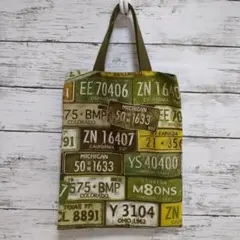 トートバッグ　ペタンコバッグ