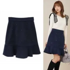 新品タグ付き 31 Sons de mode ビジュー付き台形ミニスカート 紺