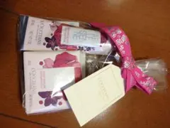 ロクシタン チェリーブロッサム ソフトハンドクリーム 30mL バン&バスソープ