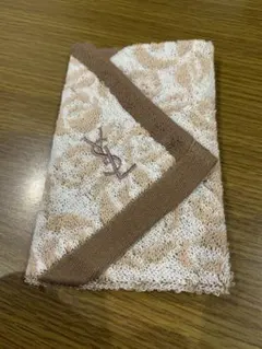 Yves Saint Laurentイブサンローラン タオルハンカチ 新品未使用
