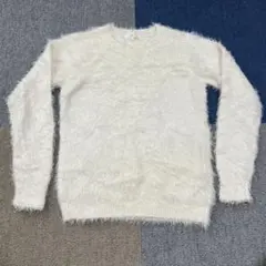 シャギーニット 白