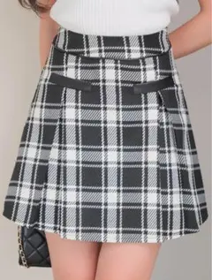 LIP SERVICE チェックプリーツスカート