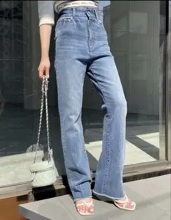 ハイウエストライトブルーデニム