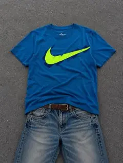 00s NIKE 半袖Tシャツ y2k archive 短丈 ストリートのサムネイル