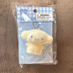 サンリオ フロッキーマスコット キーホルダー ストラップ シナモロール シナモン