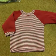 赤と白のストライプ ラグランスリーブ トップス