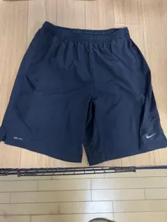 Nike DRI-FIT ショートパンツ L