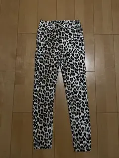 Calzedonia レオパード　スキニーパンツのサムネイル