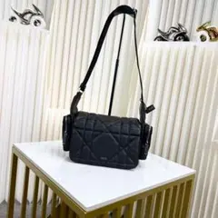 Christian Dior ブラック ショルダーバッグ キルティング