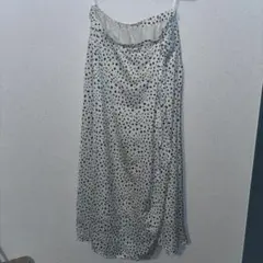 UNIQLO ドット柄フレアスカート