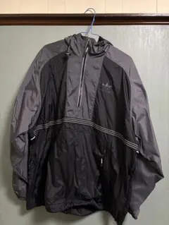 adidas アノラック ナイロンジャケット ドローコード付 黒 グレー