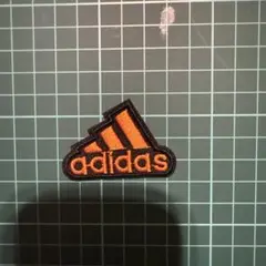 adidasオレンジワッペン