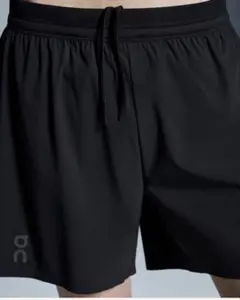 On 黒 ランニングショーツ