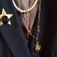 Dior　ノベルティ　ブローチ＆チャーム