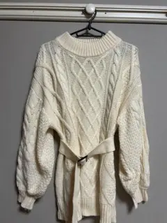 INGNI ベルト付ケーブルチュニックモックネックニット