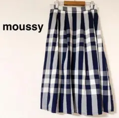MOUSSY マウジー ビッグチェックスカート フレア ひざ丈　紺×白のサムネイル