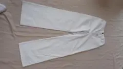 新品タグ付きMEZELF 白デニム ワイドパンツ S　ストレート 綿100%