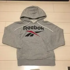 Reebok グレー ロゴパーカー