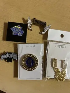 ニューエラ　ピンズセットのサムネイル
