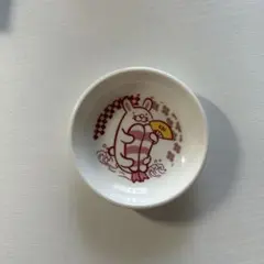 スシロー ウサギのイラスト 丸型食器