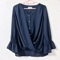 ケティシェリー ブラウス 長袖 ネイビー フリル ドレープ 春服のサムネイル