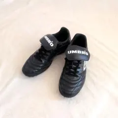 【美品】UMBRO　アンブロ　フリークスストア別注　　　シューズ　26cmのサムネイル