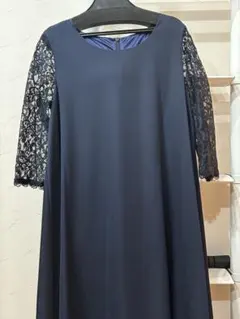 【週末価格】【美品】Ketty ネイビー ひざ丈ワンピース